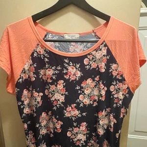 No comment floral short sleeve tee size 3X